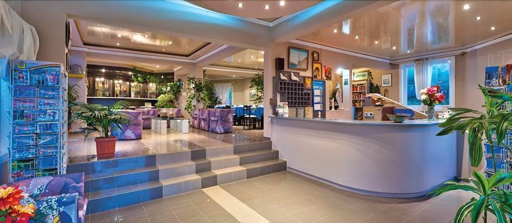 Hotel Koukouras Stalos Luaran gambar